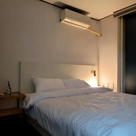 A Sunny And Comfortable House-202